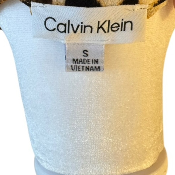 Calvin Klein Animal Print Short Sleeve Blouse Top Small Brown Black Neutral - Picture 5 of 6